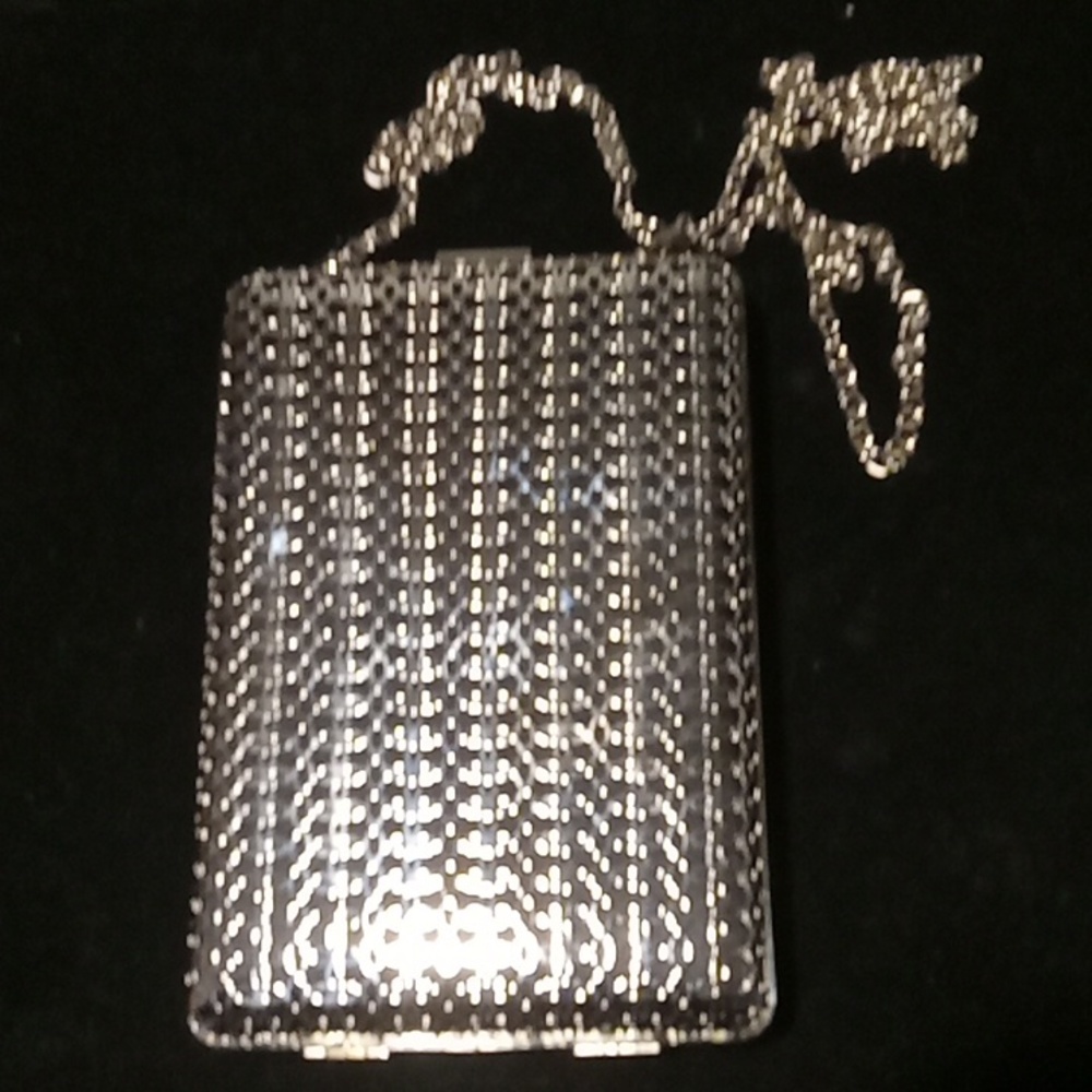 nwot silver metal evening clutch with chain